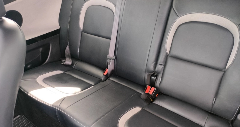 Kia Ceed cena 31900 przebieg: 183400, rok produkcji 2013 z Działoszyce małe 56